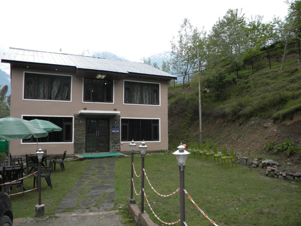 Dreamland Kashmir Cottage Pahalgam Exterior photo